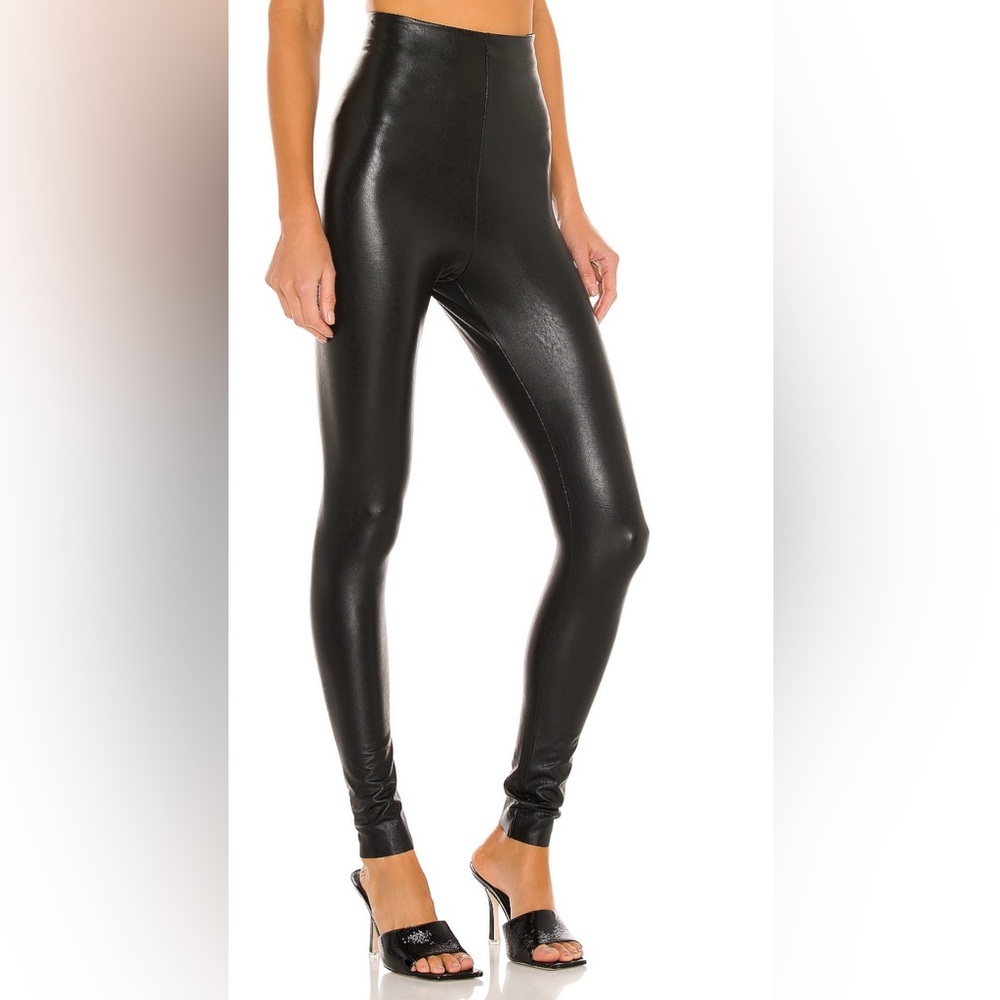 Commando perfect control faux leather legging in black, size small.